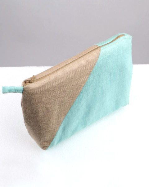 Patch-work-pouch-with-zipper